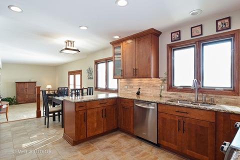 4330 Haman Ct, Hoffman Estates, IL 60192 photo 5