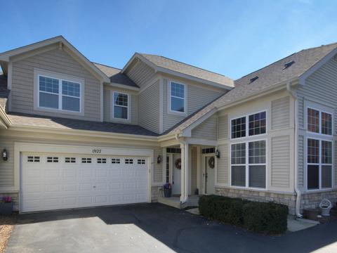 1927 Chase Ln, Aurora, IL 60502 photo 1