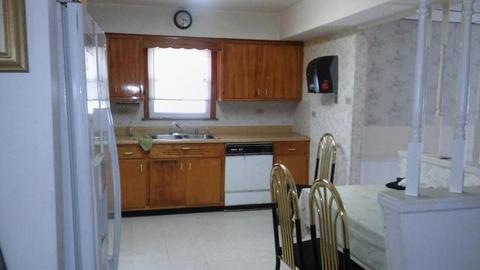 7724 S Sholer Ave, Bridgeview, IL 60455 photo 9