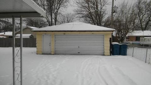 7724 S Sholer Ave, Bridgeview, IL 60455 photo 8
