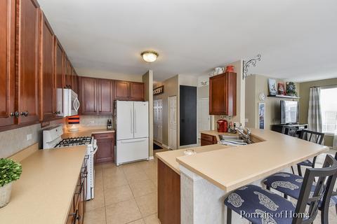 204 Atwell St, Elgin, IL 60124 photo 10