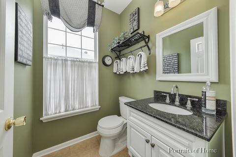 204 Atwell St, Elgin, IL 60124 photo 13