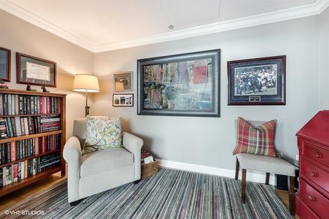 21 E Huron St #3802, Chicago, IL 60611 photo 8