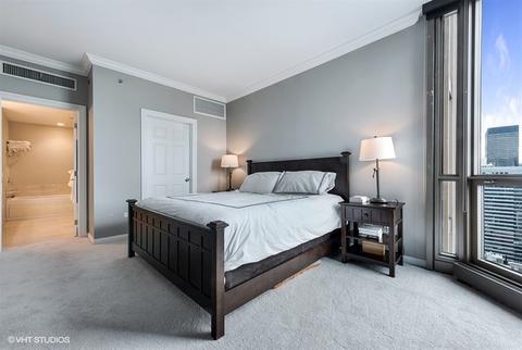 21 E Huron St #3802, Chicago, IL 60611 photo 6