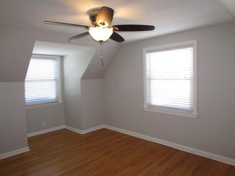 309 E Golf Rd, Des Plaines, IL 60016 photo 18