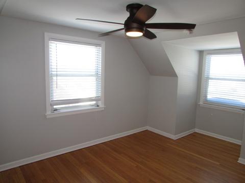 309 E Golf Rd, Des Plaines, IL 60016 photo 16