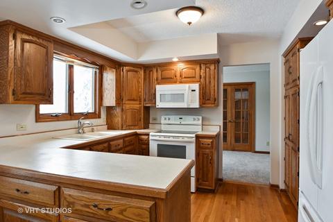 16327 Albert Dr, Lockport, IL 60441 photo 3