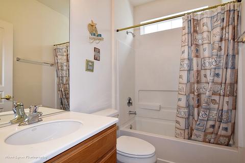 2539 Edgewater Dr, Elgin, IL 60124 photo 7
