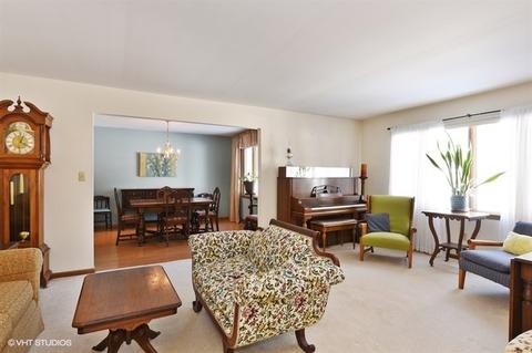1204 Elizabeth St, Dekalb, IL 60115 photo 2