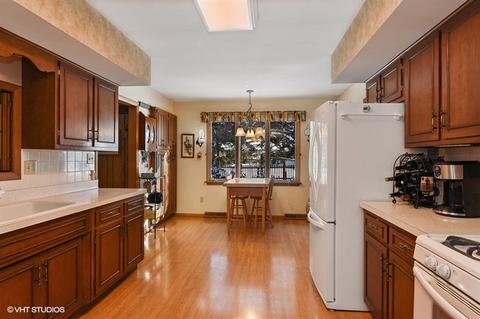 1204 Elizabeth St, Dekalb, IL 60115 photo 5