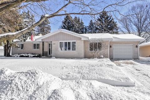 1204 Elizabeth St, Dekalb, IL 60115 photo 1