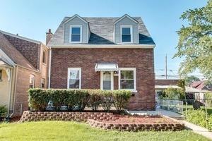 3713 W 68th Pl, Chicago, IL 60629 photo 1