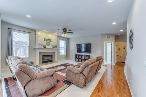 12616 Blue Iris Ln, Plainfield, IL 60585 photo 9