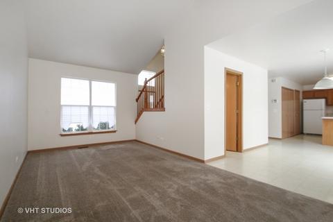 908 Dewey St, Harvard, IL 60033 photo 5