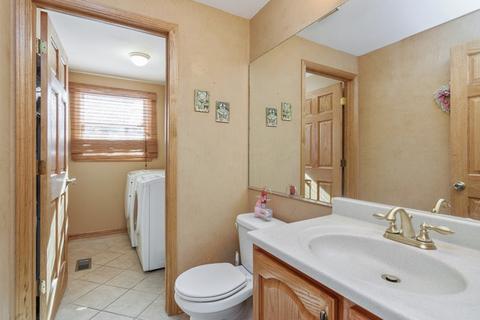 1160 Honeysuckle Dr, Wheeling, IL 60090 photo 15