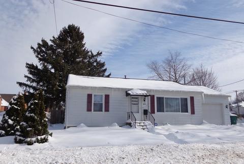 528 Park Ave, Sycamore, IL 60178 photo 1