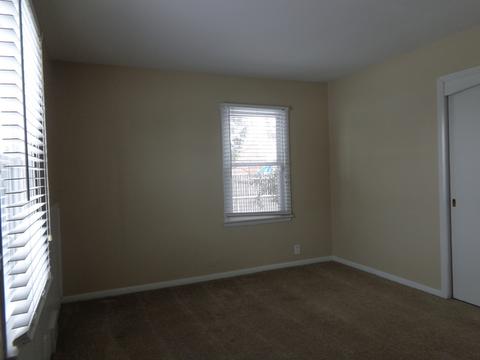 528 Park Ave, Sycamore, IL 60178 photo 11