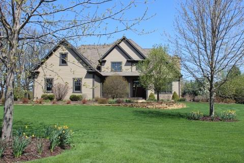 1507 Providence Dr, Mchenry, IL 60051 photo 1