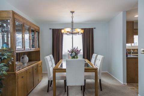801 W Beechtree Ln, Bartlett, IL 60103 photo 4