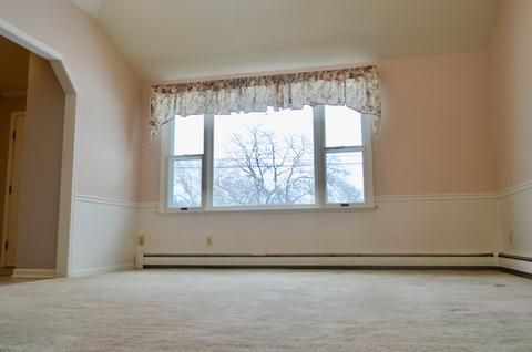 611 N Kent Rd, Mchenry, IL 60051 photo 12