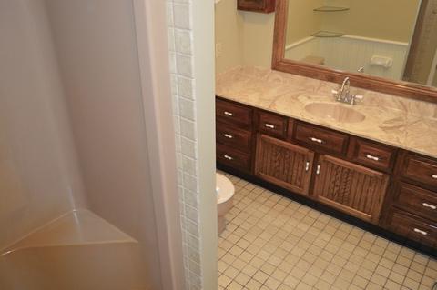 611 N Kent Rd, Mchenry, IL 60051 photo 20
