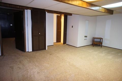 422 Ranch Rd, Elgin, IL 60123 photo 23