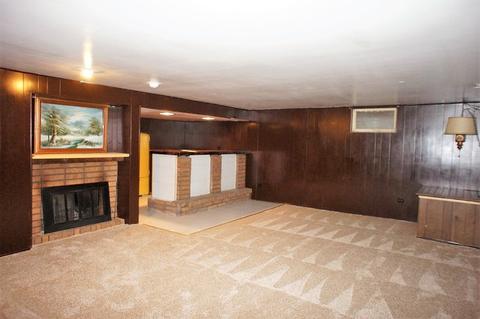 422 Ranch Rd, Elgin, IL 60123 photo 17