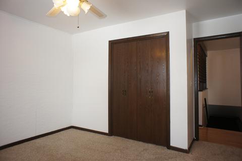 422 Ranch Rd, Elgin, IL 60123 photo 12