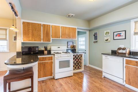 917 Sunset Rd, Wheaton, IL 60189 photo 8