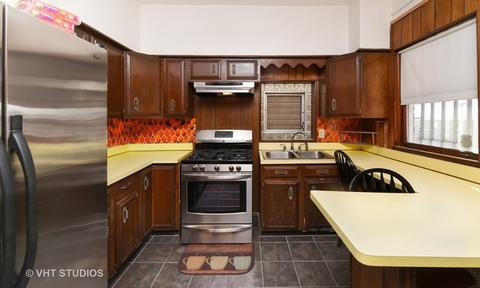 7828 S Eberhart Ave, Chicago, IL 60619 photo 4