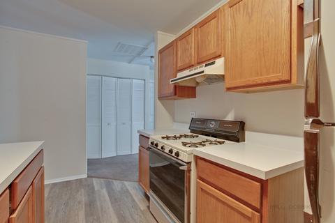 40 Silver Tree Cir, Cary, IL 60013 photo 17