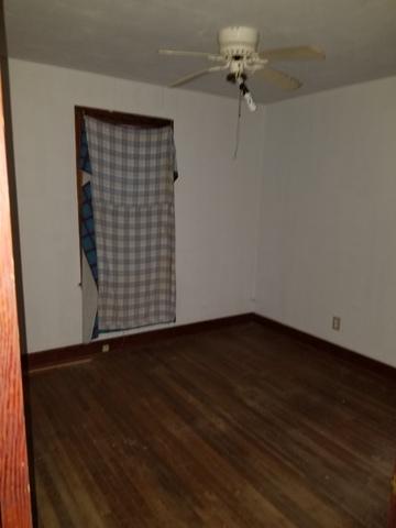 255 N Main St, Cisco, IL 61830 photo 8