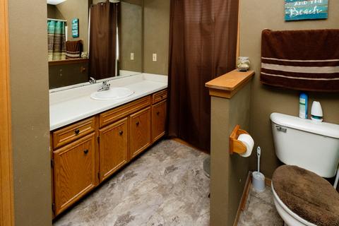 616 Berglund Rd, Pecatonica, IL 61063 photo 15