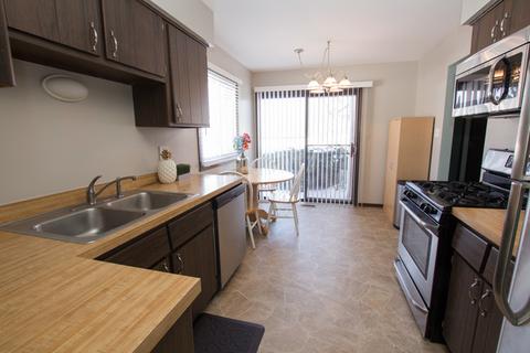 1156 Briarcliffe Blvd, Wheaton, IL 60189 photo 9