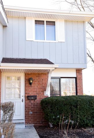 1156 Briarcliffe Blvd, Wheaton, IL 60189 photo 2