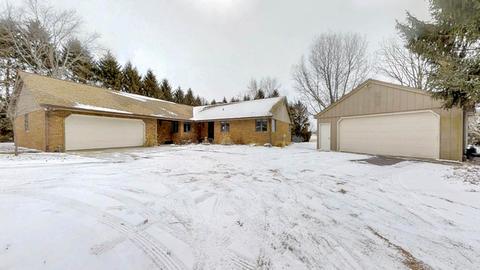 1 Stewart Ln, Sidney, IL 61877 photo 2