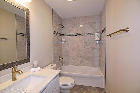 129 E Sherman St, Bartlett, IL 60103 photo 9