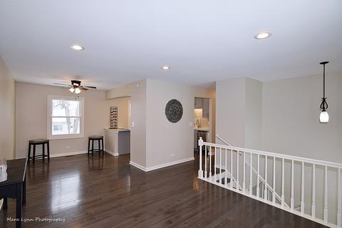 129 E Sherman St, Bartlett, IL 60103 photo 5