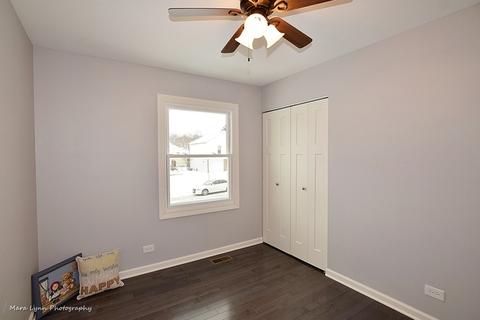 129 E Sherman St, Bartlett, IL 60103 photo 12