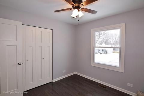 129 E Sherman St, Bartlett, IL 60103 photo 13