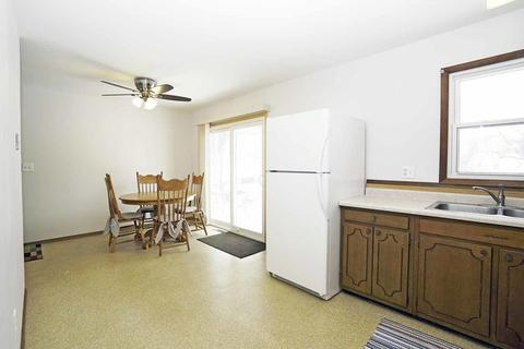 8 Shell Ct, Oswego, IL 60543 photo 13