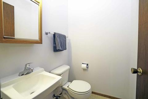 8 Shell Ct, Oswego, IL 60543 photo 7