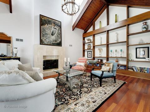 1307 Shady Ln, Wheaton, IL 60187 photo 5