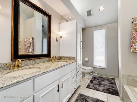 1307 Shady Ln, Wheaton, IL 60187 photo 20