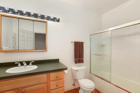634 Congdon Ave, Elgin, IL 60120 photo 26