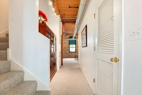 634 Congdon Ave, Elgin, IL 60120 photo 23