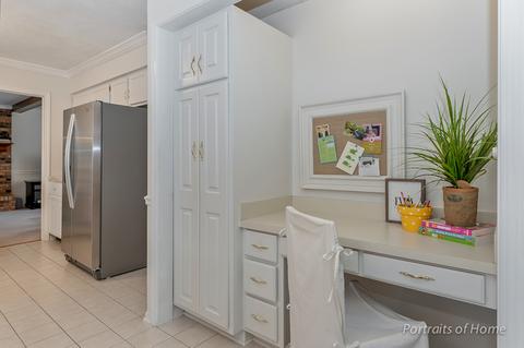 1721 Wakeman Ave, Wheaton, IL 60187 photo 8
