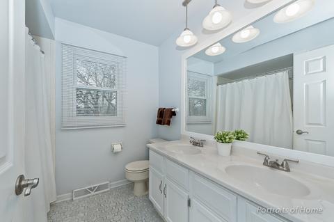 1721 Wakeman Ave, Wheaton, IL 60187 photo 13