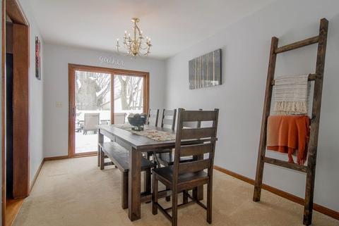 532 Sheffield Rd, Naperville, IL 60565 photo 4