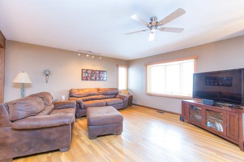 1089 Valley Stream Dr, Wheeling, IL 60090 photo 7
